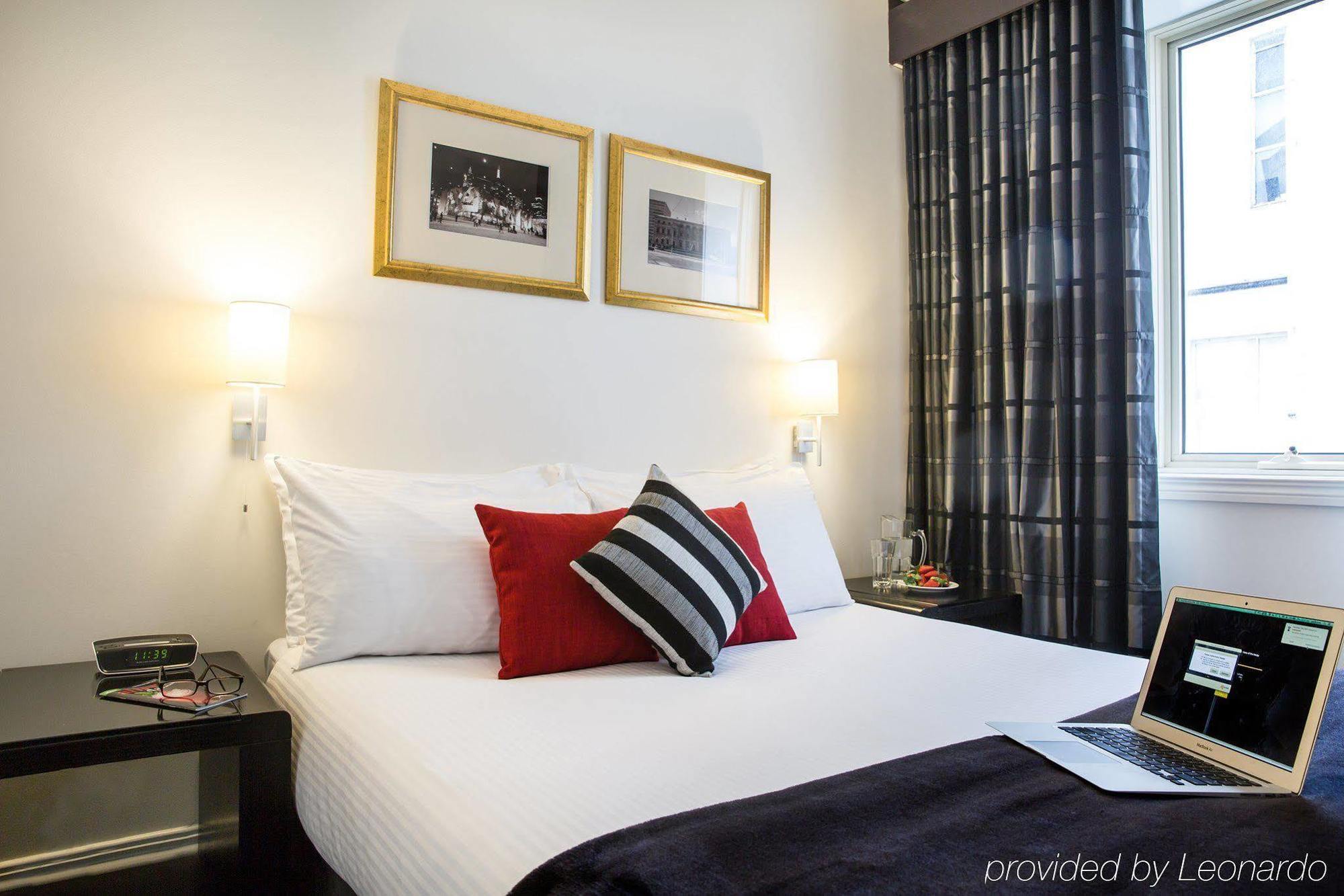 Hotel Collins Melbourne Bagian luar foto